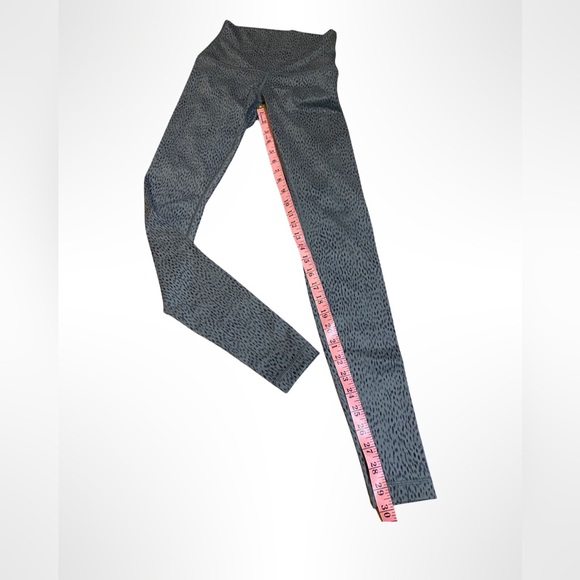 Lululemon define jacket & leggings bundle size 4 - Picture 13 of 15